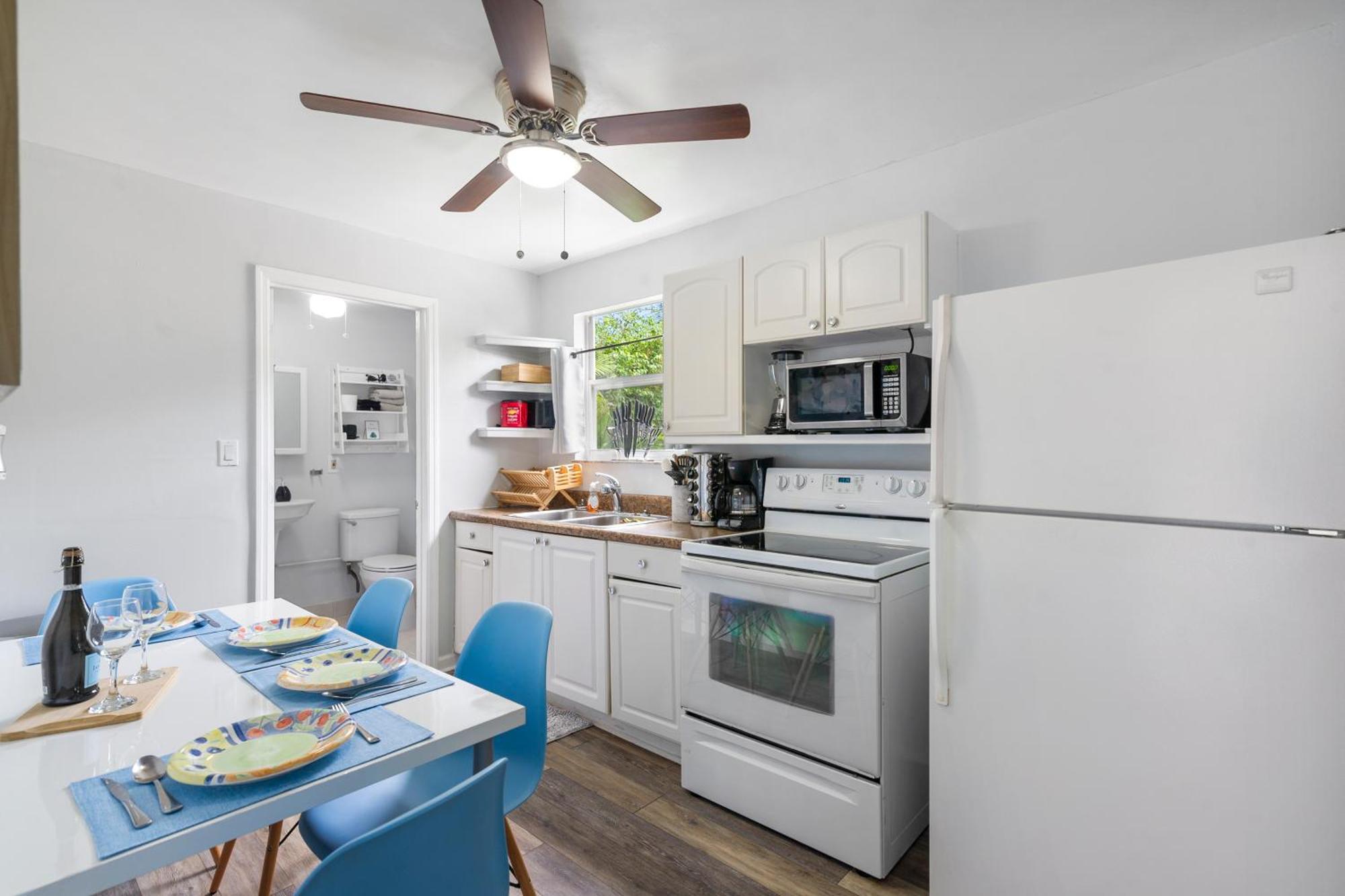 Chic Downtown Vacation Home And Guest Home West Palm Beach Eksteriør bilde