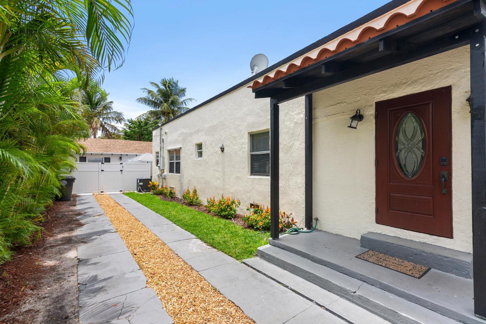 Chic Downtown Vacation Home And Guest Home West Palm Beach Eksteriør bilde